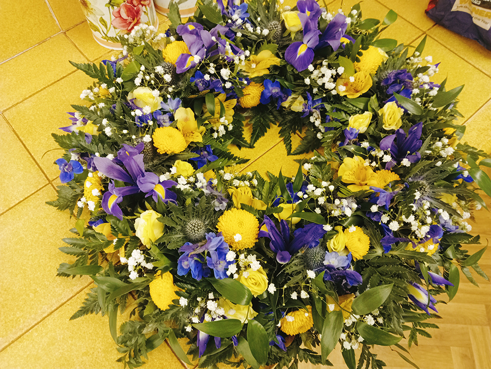 Flower arrangements Manchester