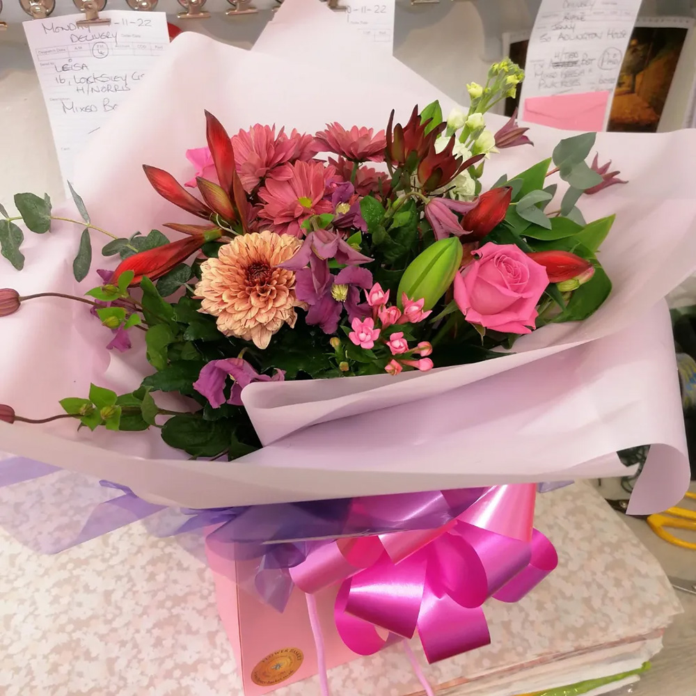 Flower arrangements Stockport